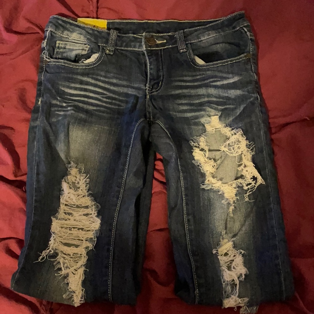 Ripped jeans size 30